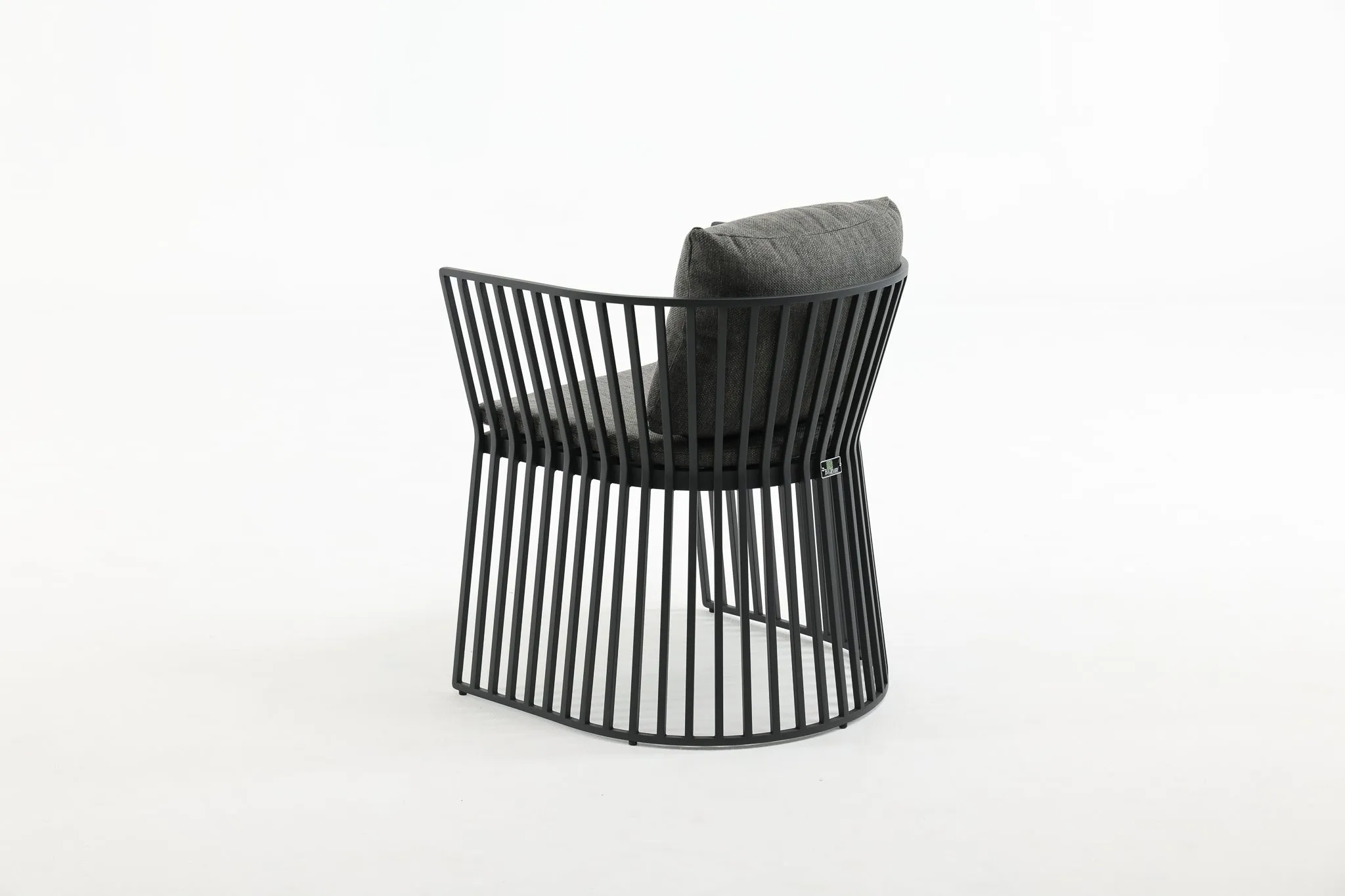 CHANCELLOR Round Outdoor Dining Set (Avail End October 2024)