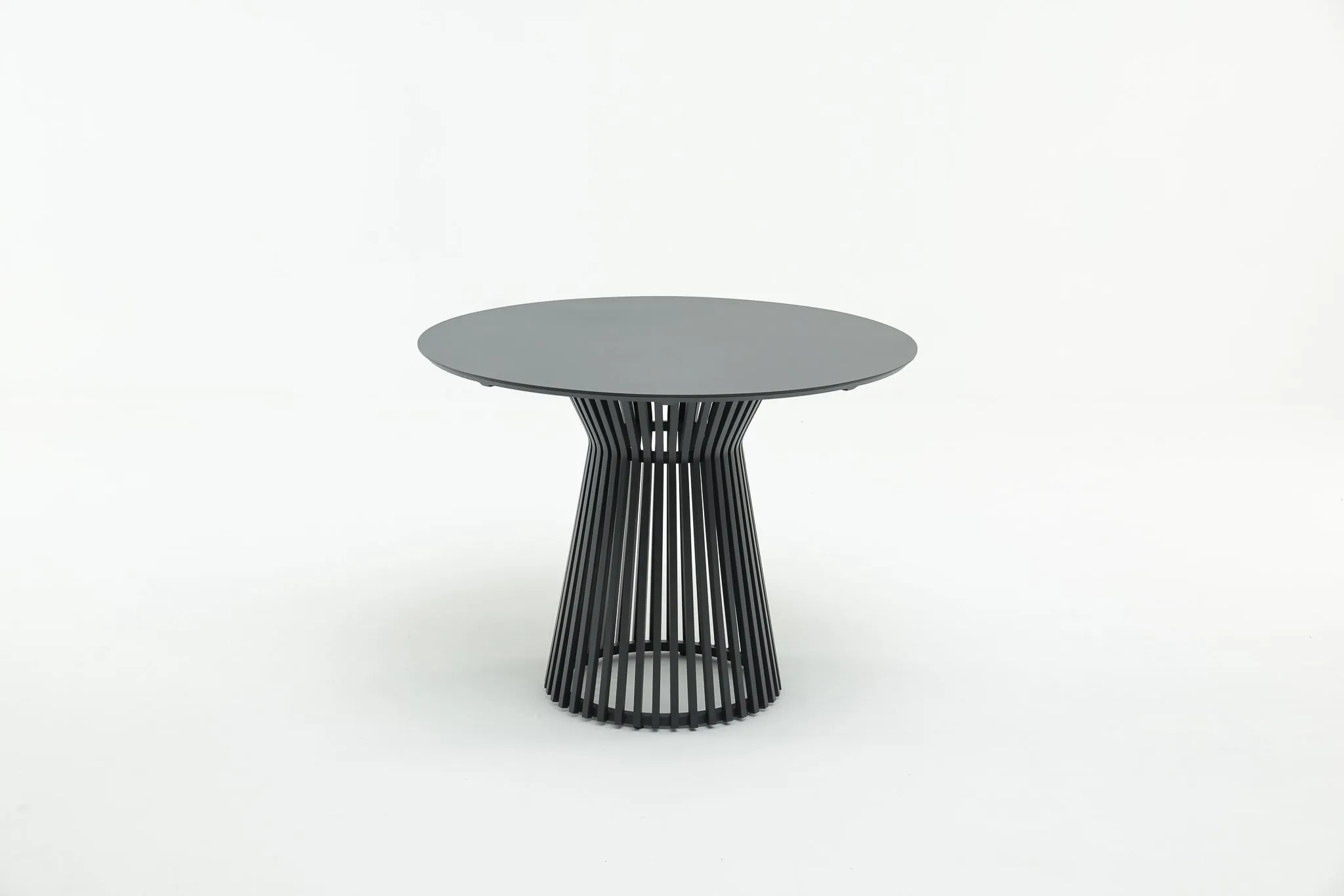 CHANCELLOR Round Outdoor Dining Set (Avail End October 2024)